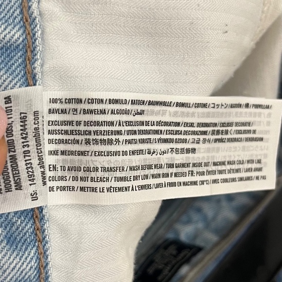 Abercrombie & Fitch Distressed Denim Shorts w/ Lace Detail – Light Wash - Picture 9 of 9